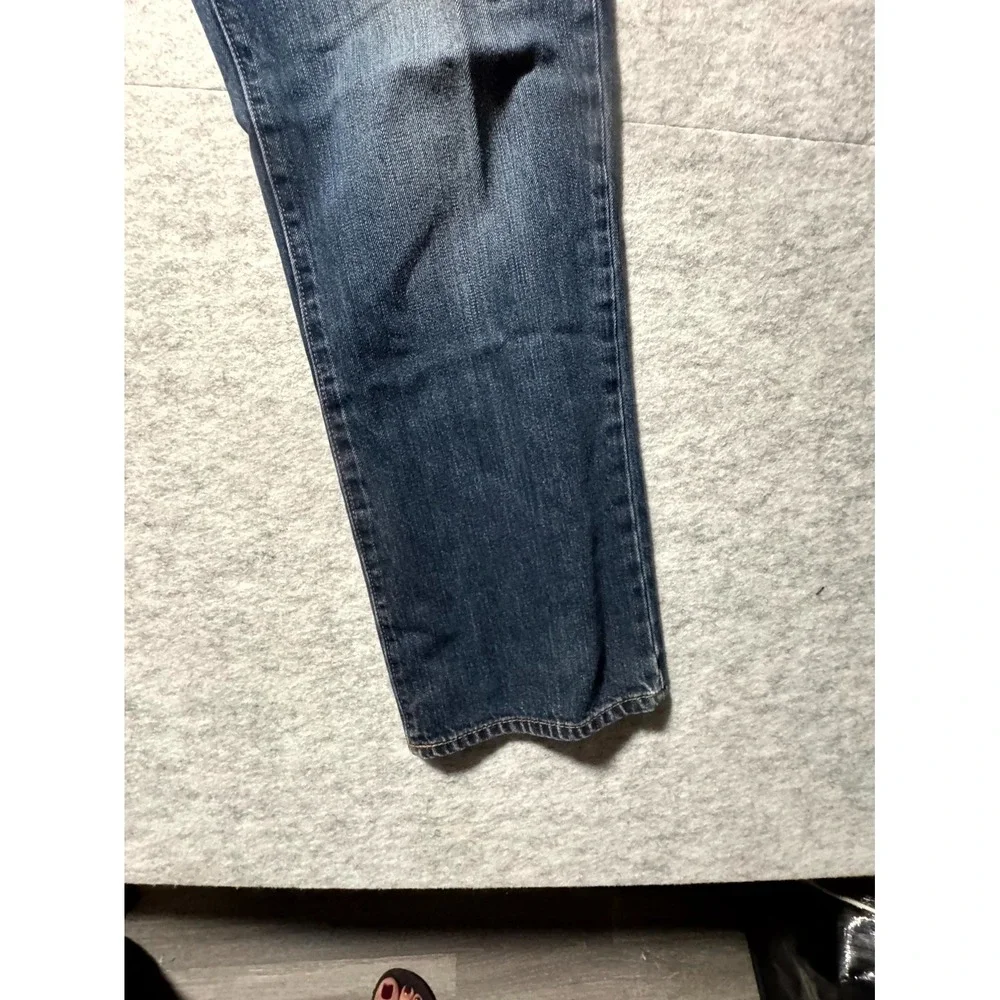 Gap Women's Size 36x30 Short Straight Leg Lightwash Jeans